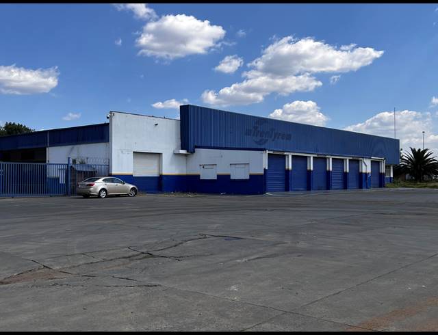4,834M² FACTORY TO LET IN ALRODE